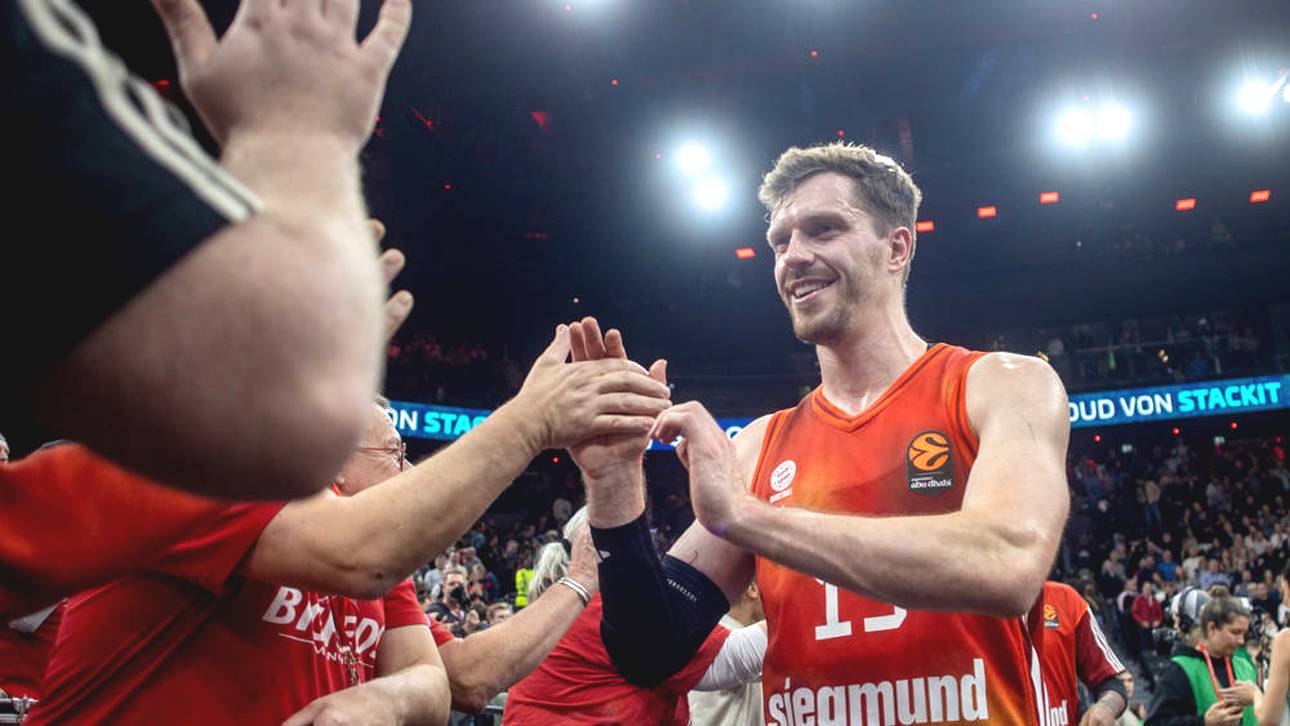 FC Bayern feiert historischen Helden