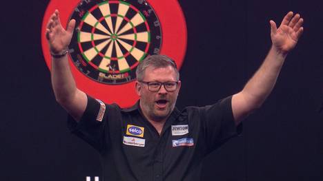 Ein unfassbares erstes Viertelfinal-Spiel zwischen Josh Rock und James Wade. Es sah fast so aus, als würde Rock gegen Wade gewinnen, jedoch zeigte James Wade warum er seit vielen Jahren ein Profi in diesem Sport ist und gewann zum Schluss. 