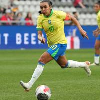 Die sechsmalige Weltfußballerin Marta verkündet ihren Rücktritt aus der Nationalmannschaft. Die Gründe sind nachvollziehbar.