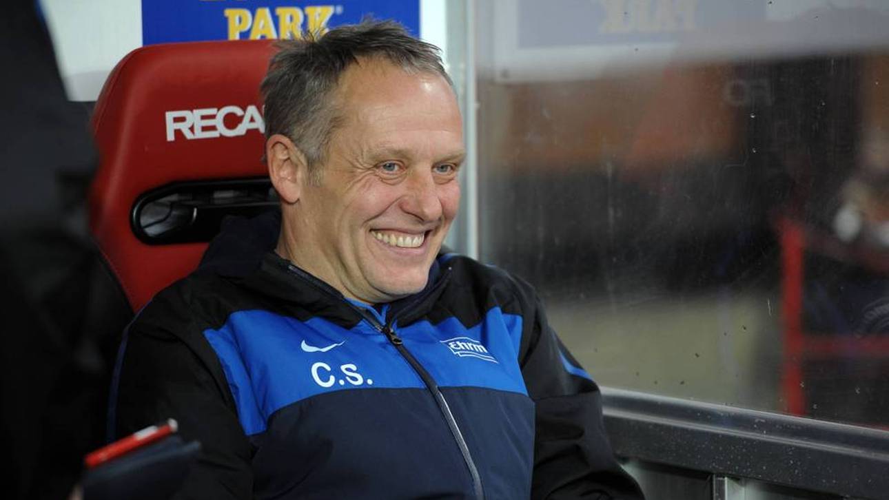 Christian Streich feierte im Januar 2012 gegen Augsburg sein Debüt als SC-Cheftrainer