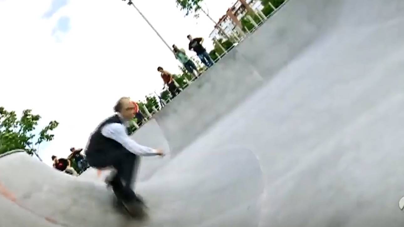 Skate-Opa sorgt für Staunen