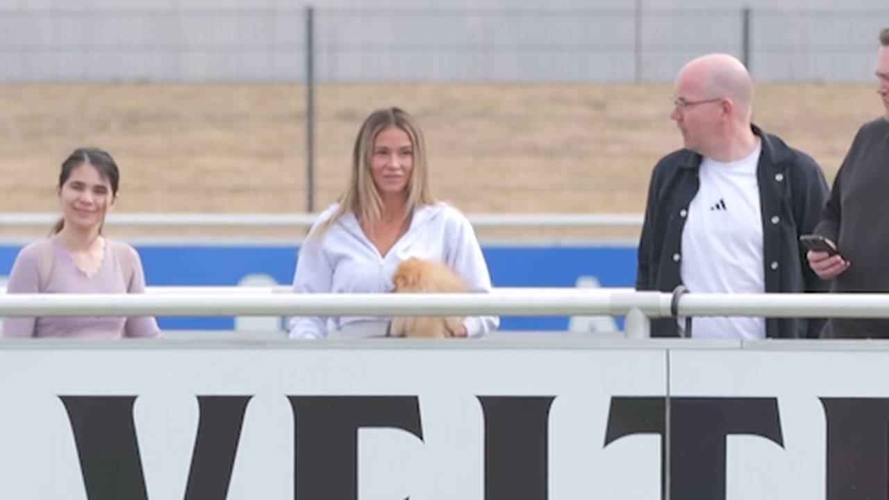 S04-Star für Gespräche freigestellt