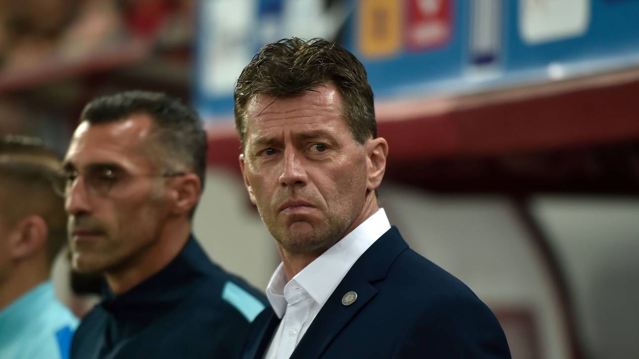 Griechen scheitern – Skibbe vor Aus