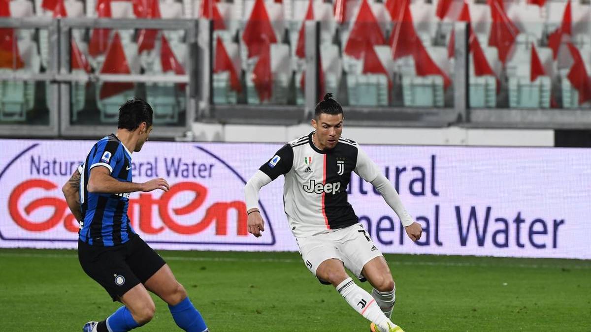 "Ich bin so stolz darauf, 1000 offizielle Spiele in meiner Karriere mit einem sehr wichtigen Sieg feiern zu können, zudem konnten wir uns heute wieder an die Tabellenspitze setzen. Vielen Dank an alle meine Teamkollegen, Trainer, Familie und Freunde sowie an meine Fans, die mir geholfen haben, dieses großartige Ergebnis zu erzielen", twitterte der Superstar nach dem Spiel