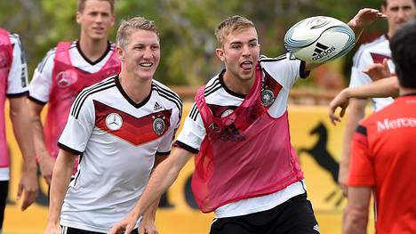 Christoph Kramer (r.) steht voll hinter seinem neuen Kapitän im DFB-Team, Bastian Schweinsteiger