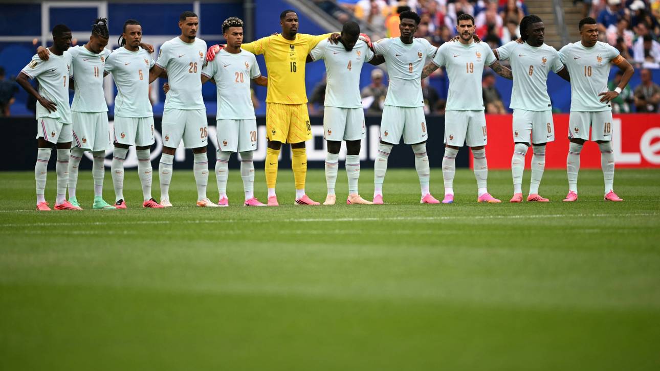 Schweigeminute vor WM-Halbfinale