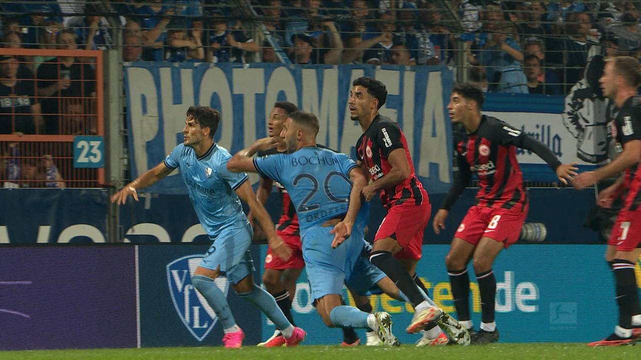 Eintracht-Kapitän muss verletzt raus!