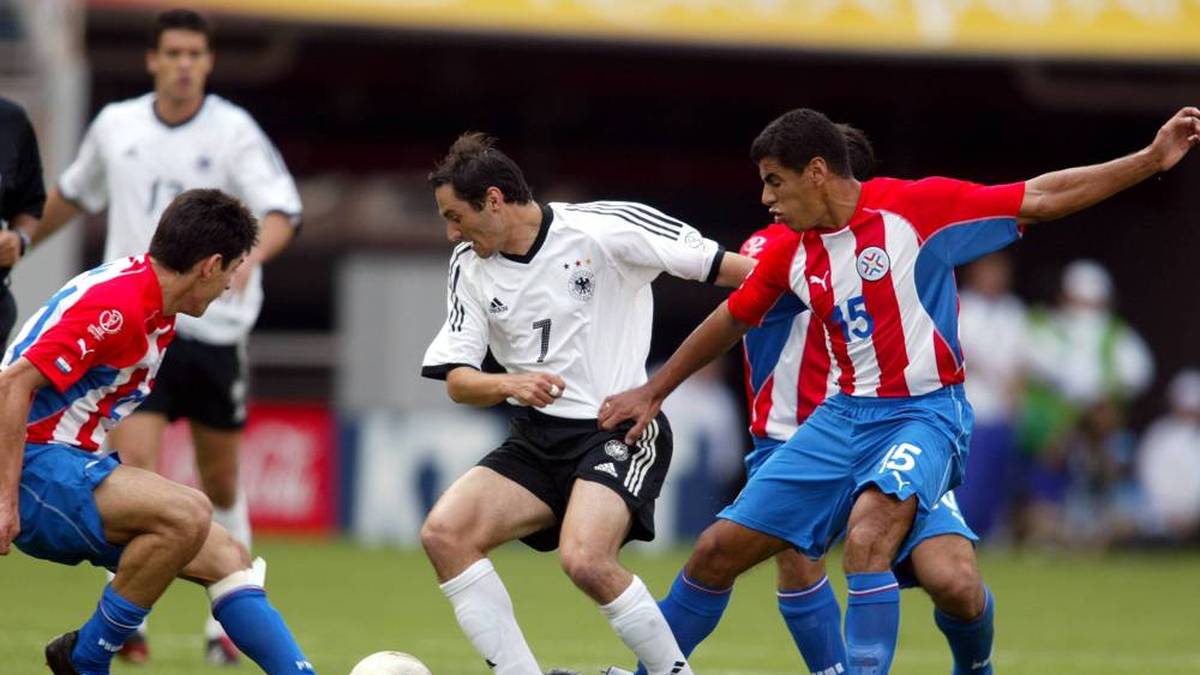 … doch bereits 2002 gab es dieses Duell bei einer WM. Damals gewann Deutschland dank Tor von Oliver Neuville im Achtelfinale glücklich mit 1:0. SPORT1 zeigt, wer vor 24 Jahren für den DFB spielte.