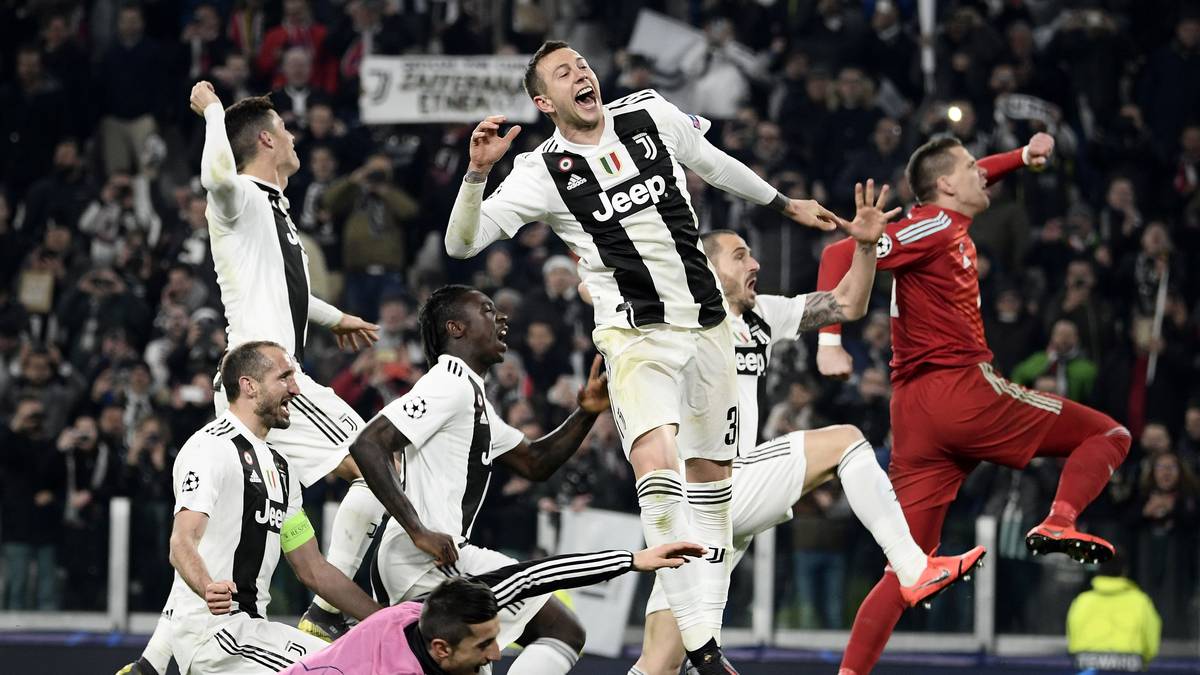 ITALIEN - LA REPUBBLICA: "Ronaldos magische Nacht! Drei Tore erlauben Juve, in der Champions League weiterzumachen. Die fahle und schüchterne Mannschaft des Hinspiels in Madrid ist vergessen. Mit einem für die Gegner tödlichen Ronaldo erreicht Juve Fußballperfektion."