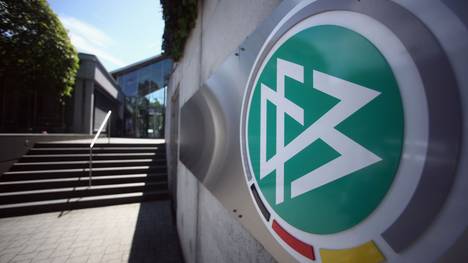 Das Sportgericht des Deutschen Fußball-Bundes (DFB) hat Sperren und Geldstrafen für Victor Palsson und Jonas Meffert ausgesprochen