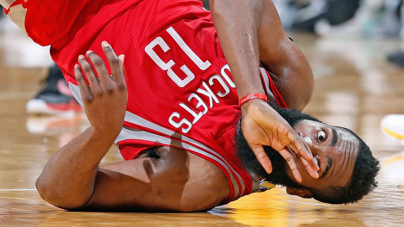 James Harden scheiterte mit Houston in den Playoffs 2016 in der ersten Runde mit 1:4 an den Warriors