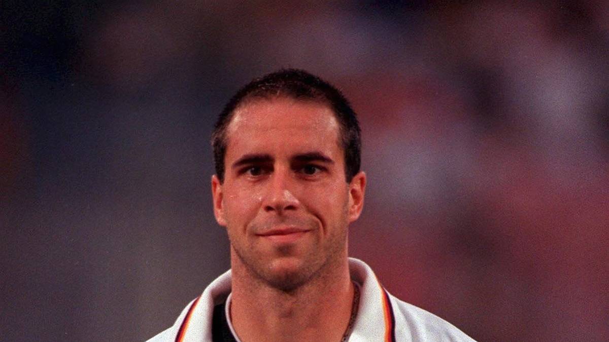 ... Mittelfeldspieler Stefan Beinlich ...