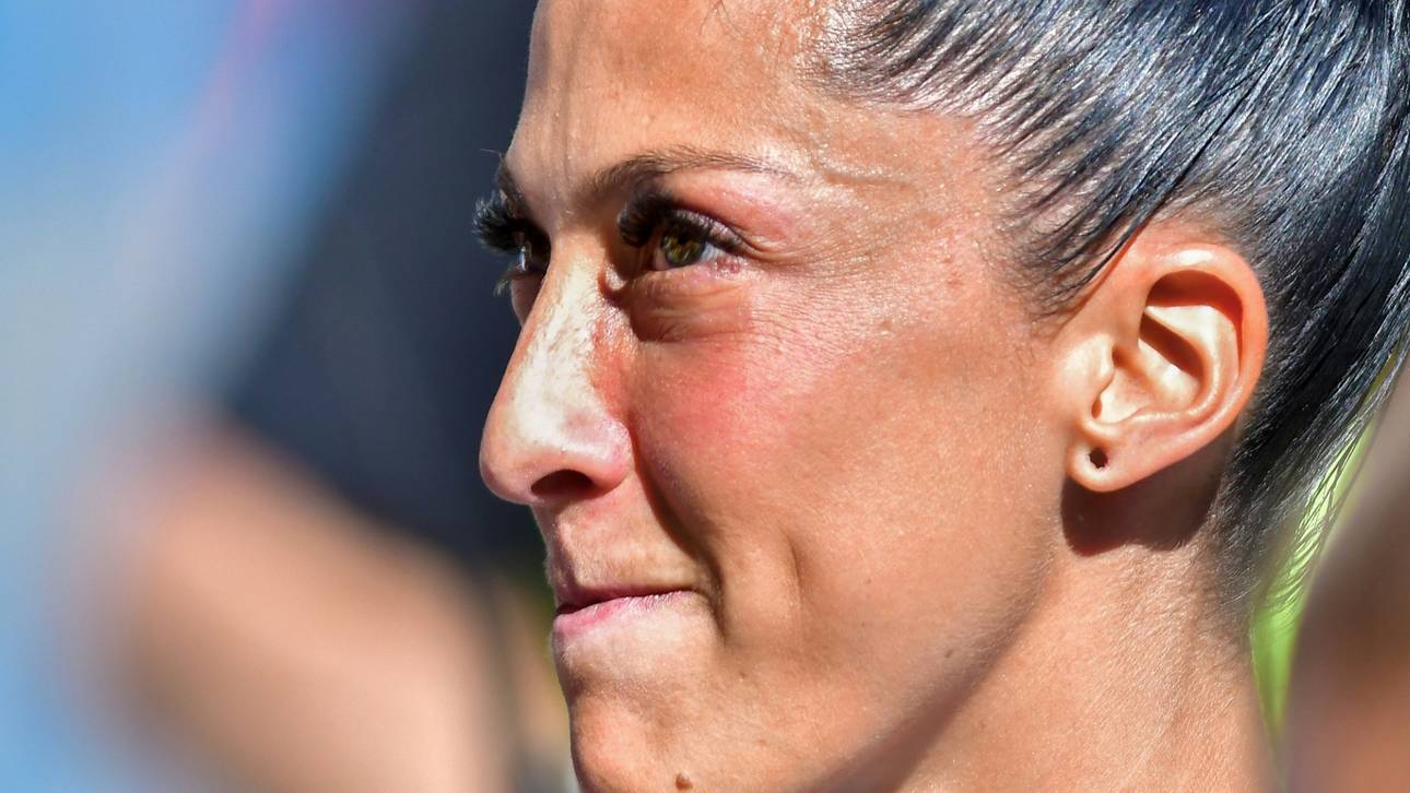 Kuss-Eklat: Hermoso legt nach