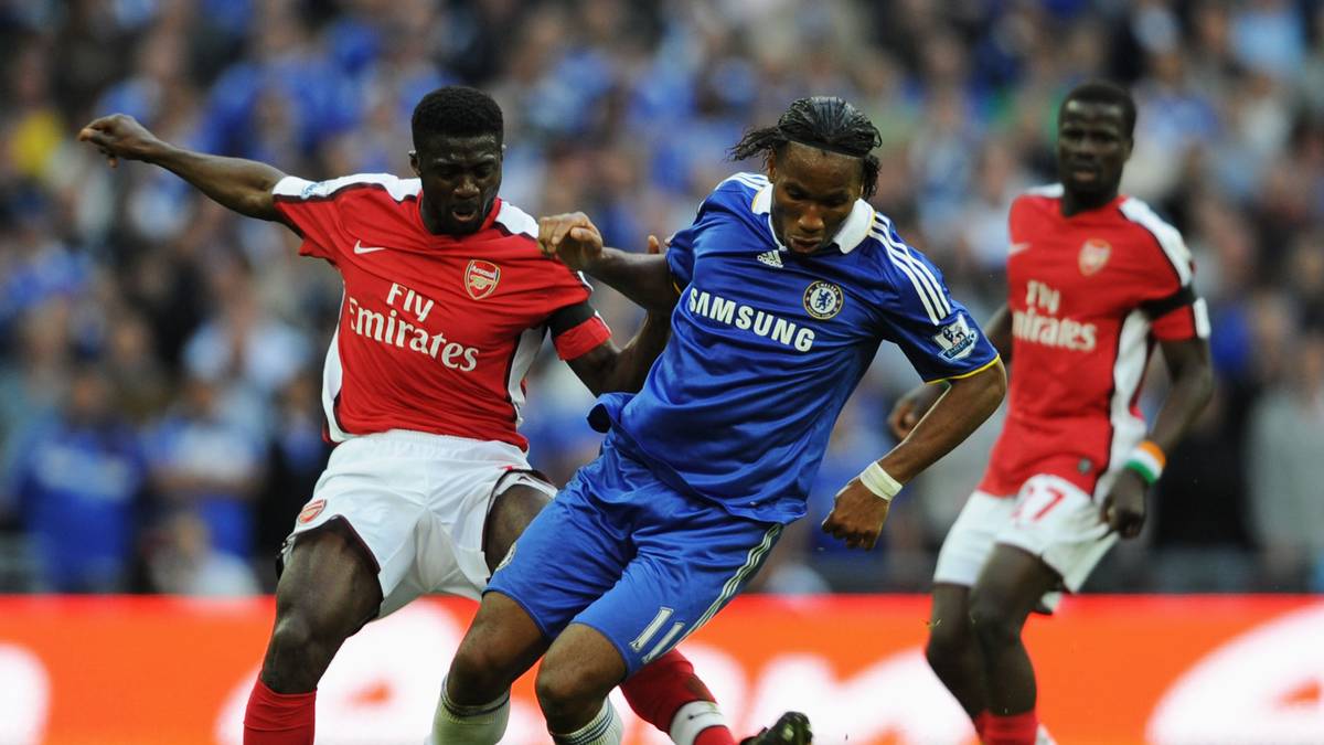 Den Großteil seiner Karriere verbrachte der 36-Jährige in der Premier League. Seine beste Zeit hatte er bei Arsenal, danach ging's zu ManCity und an die Anfield Road. Jürgen Klopp sortierte ihn im Sommer 2016 aber aus