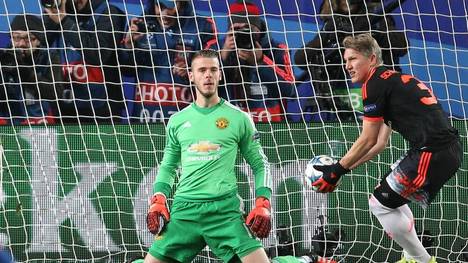 David de Gea (li.) und Bastian Schweinsteiger (re.) spielten eineinhalb Jahre zusammen bei Manchester United