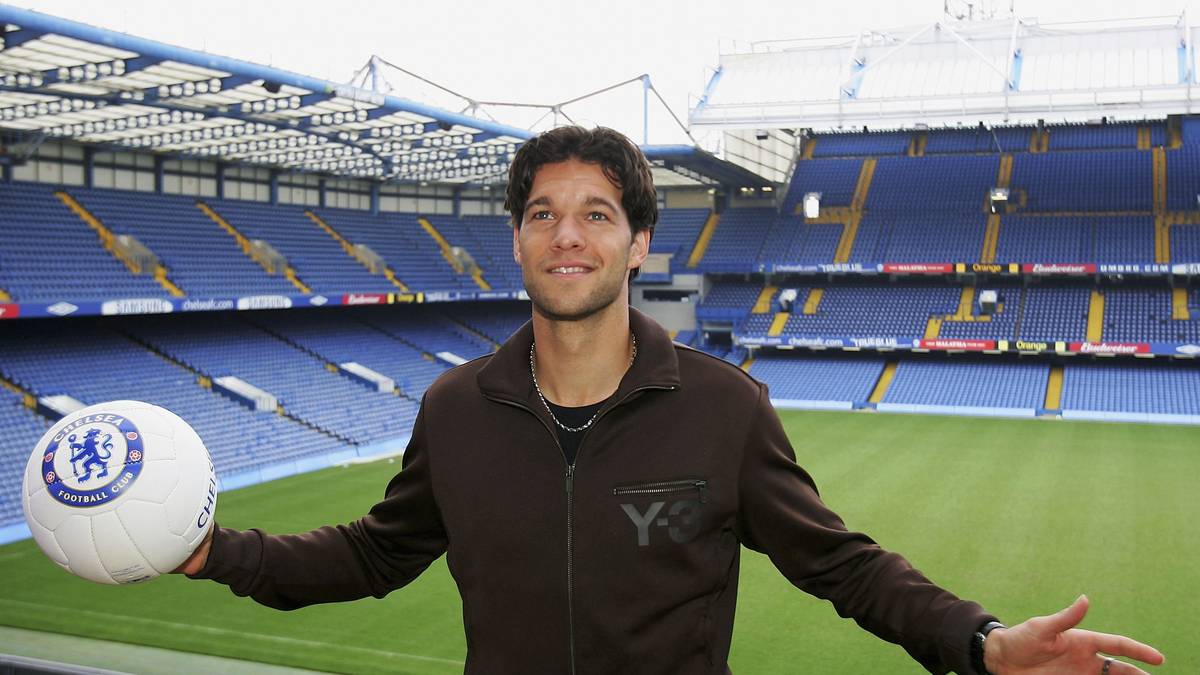 MICHAEL BALLACK (Platz 8): Der "Capitano" kommt im Trikot des FC Chelsea auf 105 Premier-League-Spiele und 17 Tore - den Titel holt er in seiner Abschiedssaison 2009/10