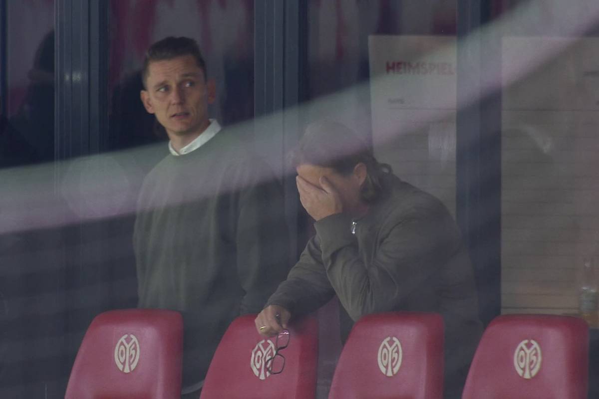 Hier leidet ein Trainer-Vulkan auf der Tribüne