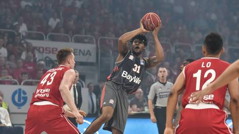 Devin Booker punkte wieder einmal zweistellig für den FC Bayern