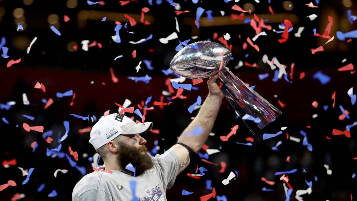 02.02.2020, SUPER BOWL LIV:
Es ist das größte Einzelsportereignis der Welt. Auch 2020 wird das Finale der NFL wieder Millionen von Menschen rund um den Globus in seinen Bann ziehen. Die große Frage ist, ob die New England Patriots ihren Titel verteidigen können oder ob eine andere Franchise das Team um Superstar Tom Brady aufhalten kann. Der letztjährige Finalist Los Angeles Rams ist allerdings schon raus aus dem Rennen