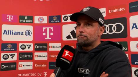 Der VfB Stuttgart verliert 2:4 gegen den FC Bayern München. Trainer Sebastian Hoeneß findet trotz der Niederlage lobende Worte für die Leistung seiner Mannschaft. 