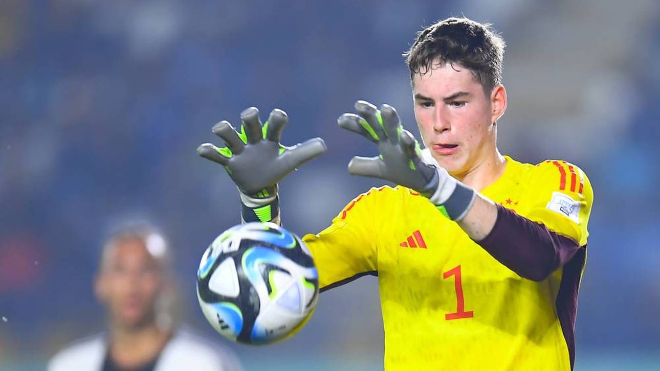 Max Schmitt ist Stammkeeper der deutschen U17