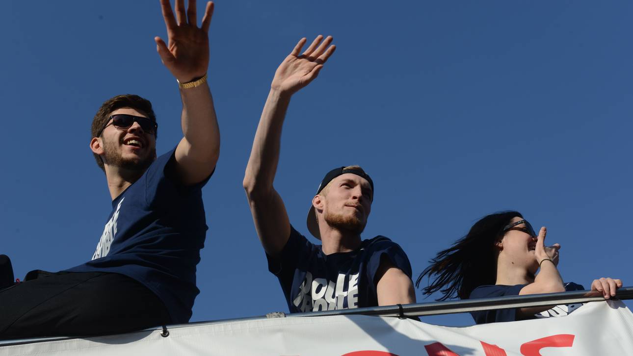 Connecticut Huskies Victory Parade