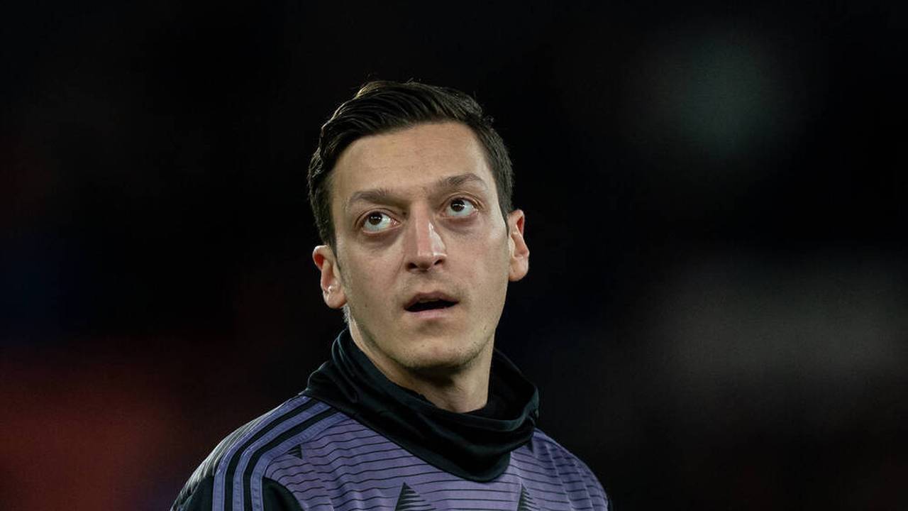 Verkehrssünder Mesut Özil kommt davon