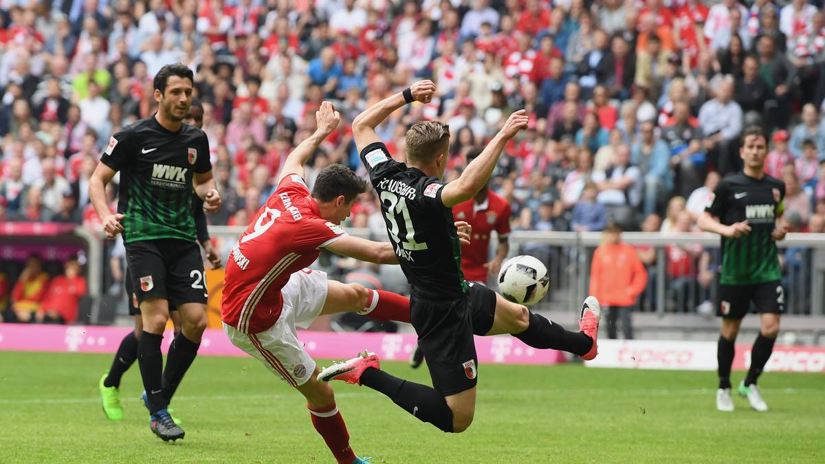 Schon in der 17. Minute erzielt Robert Lewandowski das 1:0