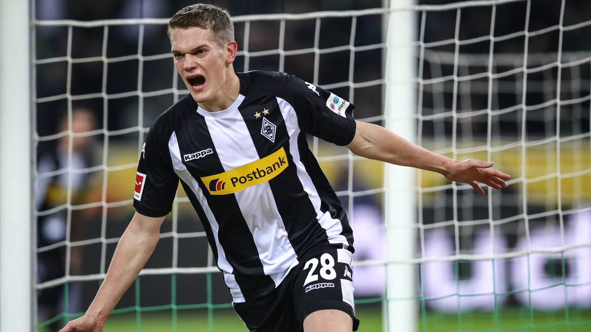 MATTHIAS GINTER: Frisch verheiratet. Auch sportlich läuft's. Hat in Mönchengladbach nicht nur an Torgefahr, sondern auch an Sicherheit gewonnen. Muss sich im DFB-Team aber großer Konkurrenz stellen. WM-TAUGLICHKEIT: 75 %