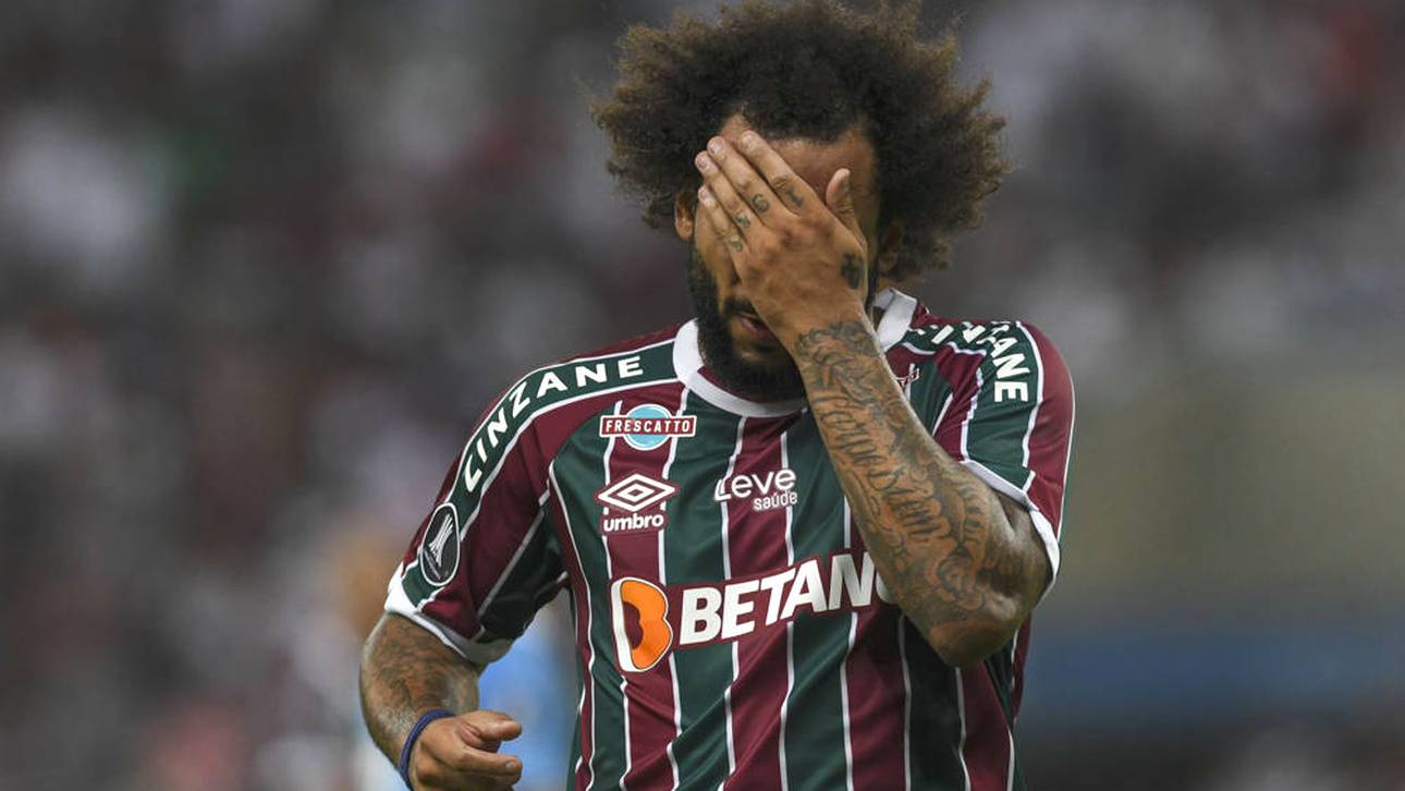 Horror-Bruch! Real-Legende weint