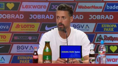 In der Nachspielzeit wurde es an der Seitenlinie etwas hitziger zwischen den beiden Trainerbänken. Sandro Wagner löst den Sachverhalt auf und entschuldigt sich.