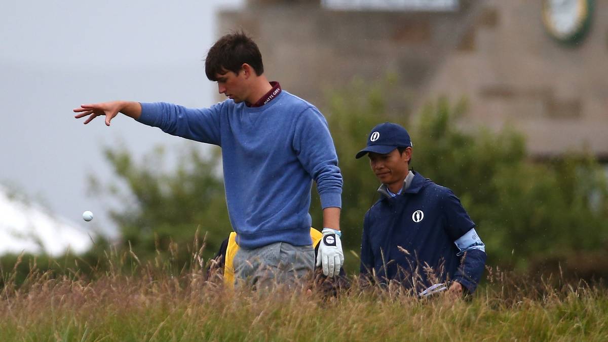 Oliver Schniederjans aus den USA macht die Grün-Probe