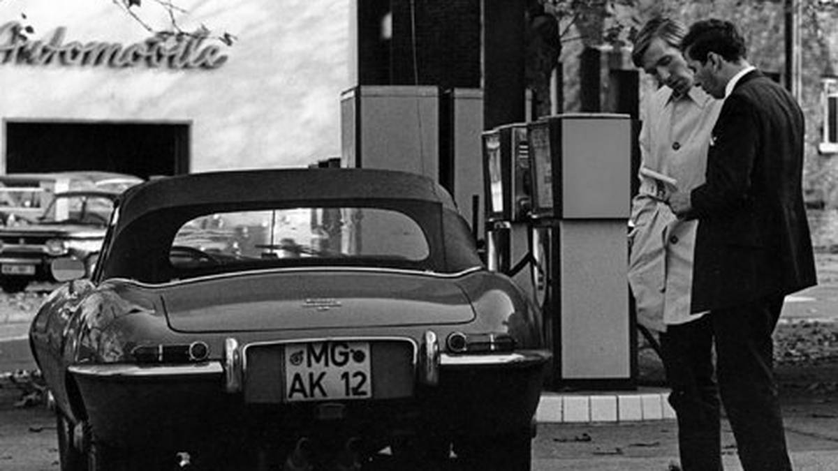 Auch ein Jaguar stand in seiner Garage