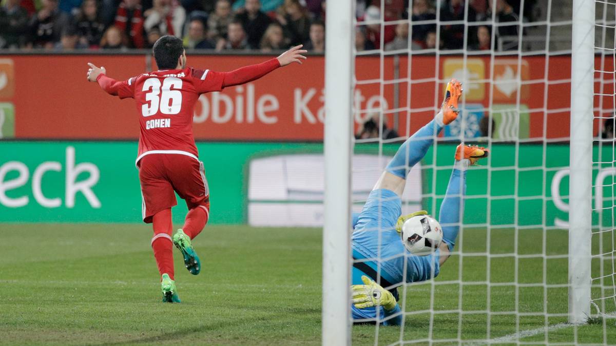 Und auch beim 3:0 durch den Israeli ist Augsburgs Abwehr nicht auf der Höhe (69.). Wieder trifft der Mittelfeldspieler mit dem Kopf