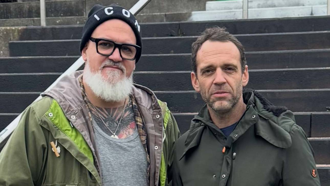 Marco Villa (r.) mit SPORT1-Reporter Reinhard Franke