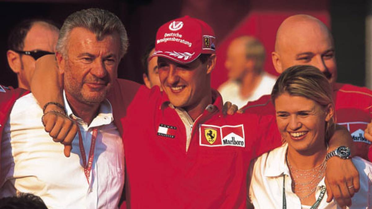 Das Erfolgsteam bleibt auch im Jahr 2001 zusammen. Manager Weber verschafft Schumi schon 1991 seinen ersten F1-Vertrag