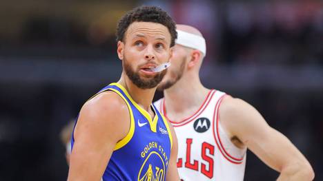 Stephen Curry und die Golden State Warriors müssen um den Einzug in die Playoffs bangen