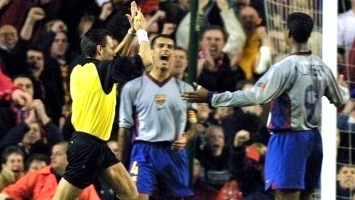 Auch wenn es hier nicht den Anschein macht - Guardiola erlebt bei Barcelona seine erfolgreichste Zeit als Spieler. In elf Profijahren holt der Spanier 16 Titel