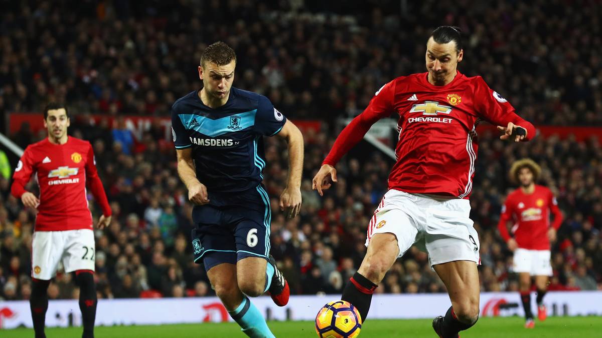 Bei ManUnited zeigte sich die anfällige Seite des Sturm-Hünen - am Ende seiner ersten Saison setzte ihn ein Kreuzbandriss außer Gefecht. Trotzdem legte Ibrahimovic in seiner ersten Spielzeit bei United 28 Tore und zehn Assists in 46 Einsätzen auf