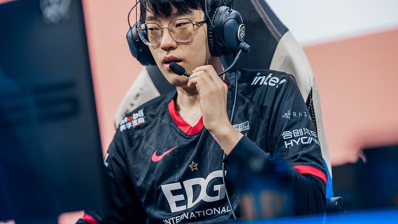 Profi von Ex-Weltmeister verklagt