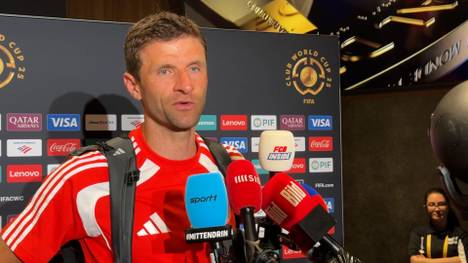 Thomas Müller spricht über eine leichte Auseinandersetzung mit dem Schiedsrichter in Bezug auf das Jubeln der Bayern. Auch bei Ecken hatte der Unparteiische Redebedarf.  