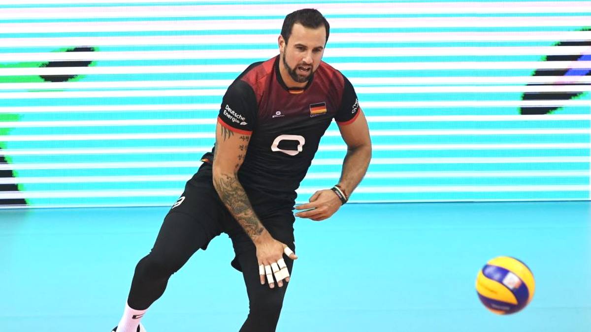 DIAGONALANGRIFF: Georg Grozer (Zenit St. Petersburg) - Nr. 9