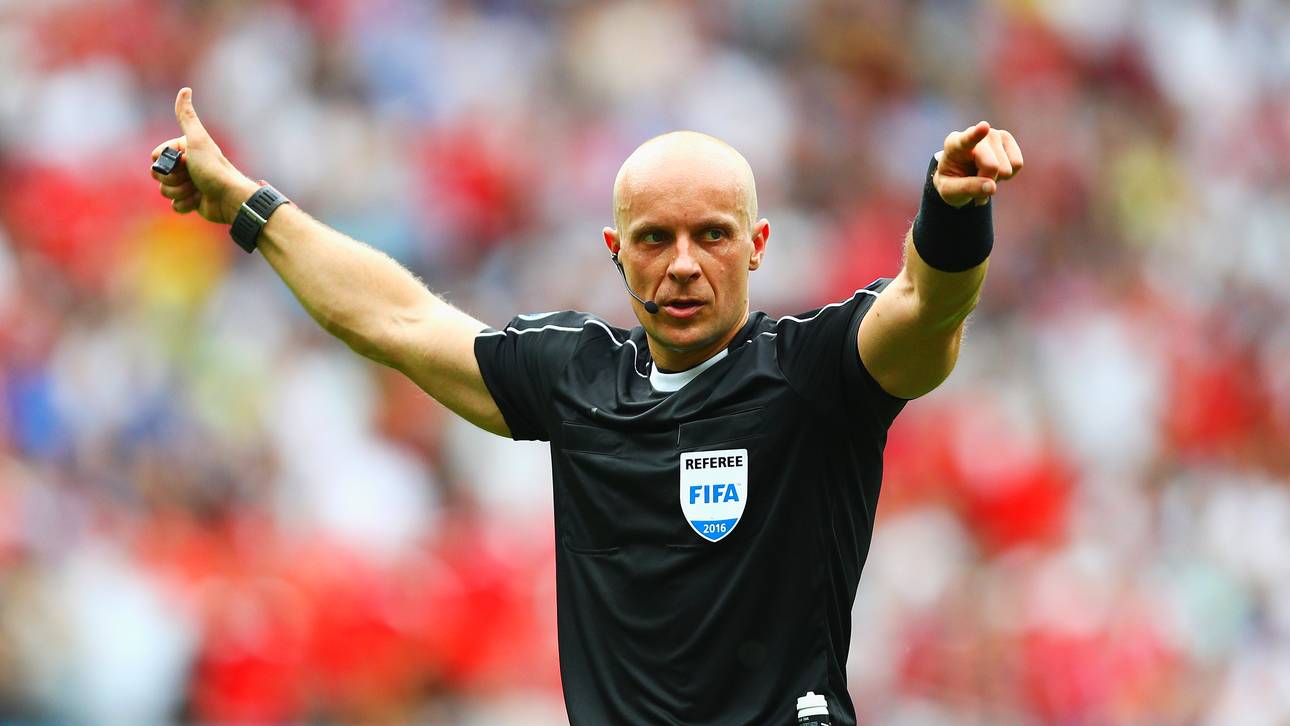 Pole pfeift deutsches Achtelfinale