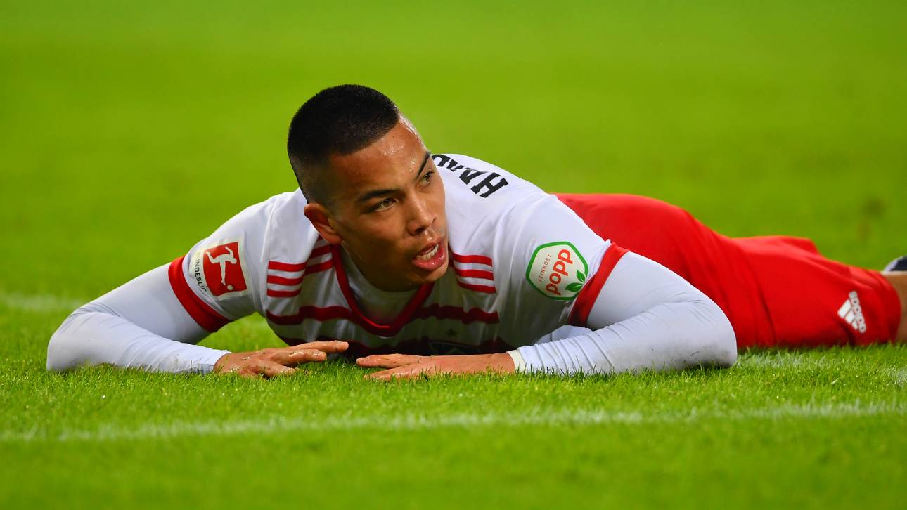 Verwirrung um Woods Verletzung