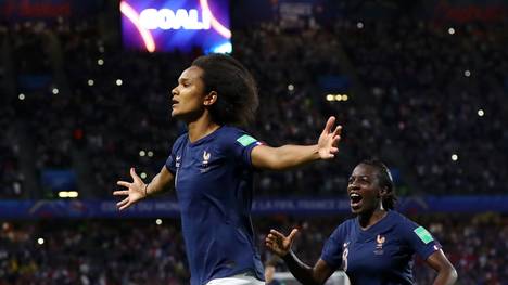Nigeria v France: Group A - 2019 FIFA Women's World Cup France