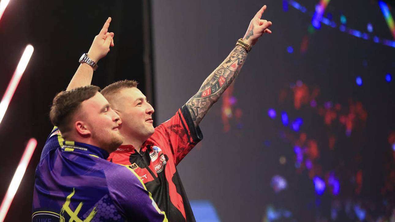 Nathan Aspinall (r.) und Luke Littler zählen zu den besten Dartsspielern der Welt