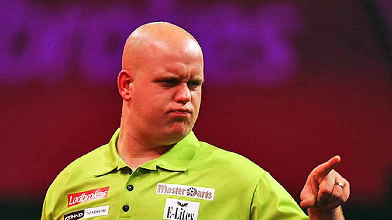 „Mighty Mike“ drin – „Snakebite“ draußen