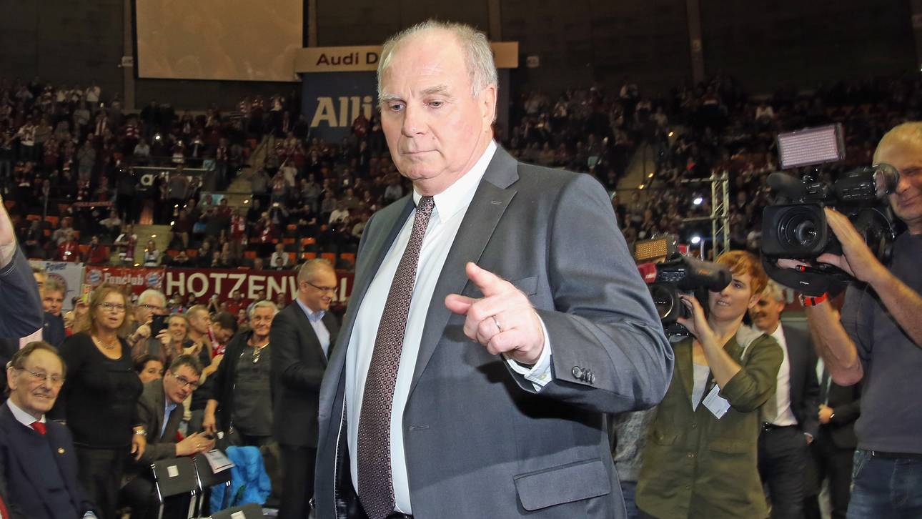 Hoeneß kontert Kahns Ancelotti-Kritik