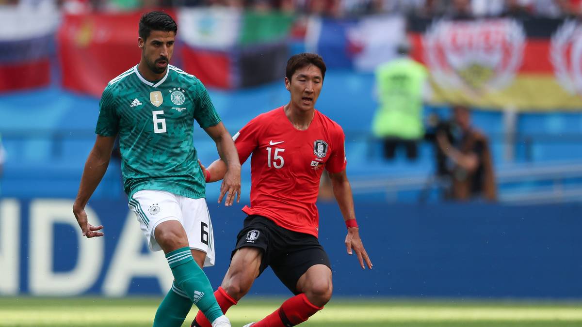 SAMI KHEDIRA (bis 58.): Rutschte nach seinem Bank-Platz gegen Schweden wieder in die Startelf, wirkte aber völlig deplatziert. Vertändelte gleich zu Beginn einen Ball im Mittelfeld (1.). Seine beiden guten Balleroberungen (7./10.) brachten ihm keine Sicherheit. Foulte in der 15. Minute Jung, woraus ein brandgefährlicher Freistoß für Südkorea entstand. SPORT1-Note: 6