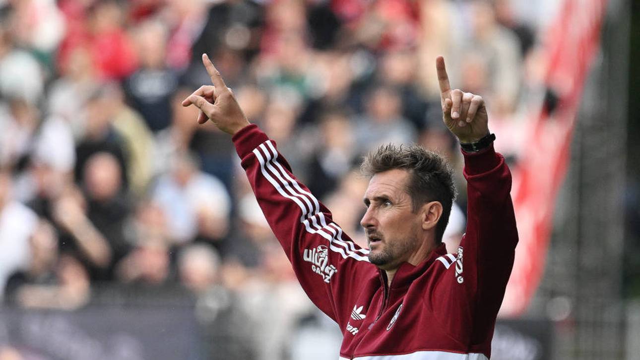Elfer-Krimi! Klose zittert sich weiter